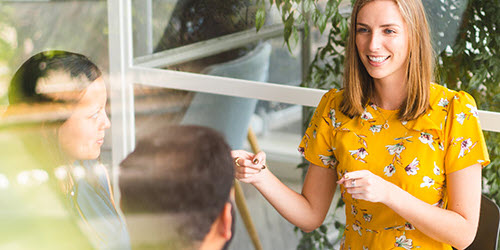 Southern Cross - Advisers Office employees having a meeting